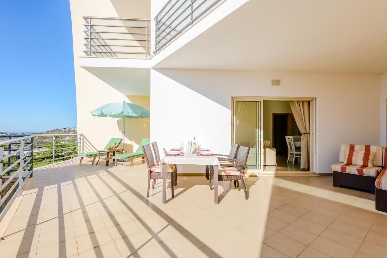 Bnb Homes Ocean View Apartment With Huge Sunny Terrace, 2 Swimming Pools & Tennis Court Albufeira Eksteriør bilde