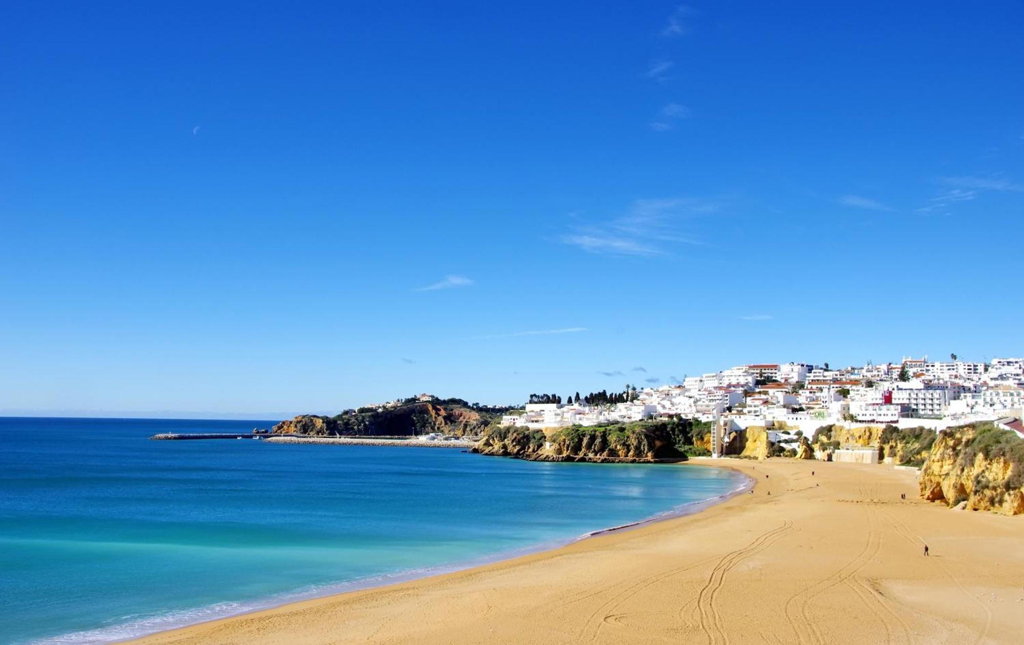 Bnb Homes Ocean View Apartment With Huge Sunny Terrace, 2 Swimming Pools & Tennis Court Albufeira Eksteriør bilde